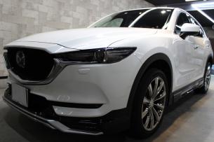 マツダ CX-5 スノーフレイクホワイトパールマイカ フロントバンパー1