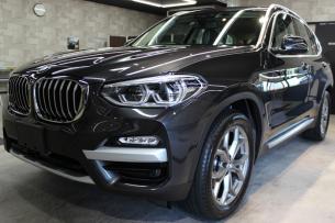 BMW X3 ソフィストグレー フロントバンパー左