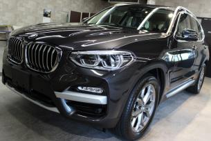 BMW X3 ソフィストグレー キドニーグリル