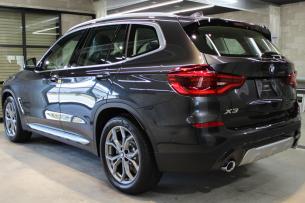 BMW X3 ソフィストグレー リアバンパー