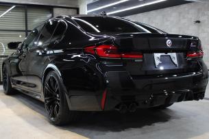 BMW M5コンペティション ブラックサファイア リアバンパー