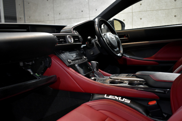 レクサスRC内装-1