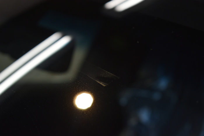 ハリアー車内窓-1