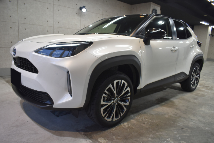 ヤリスクロス-1