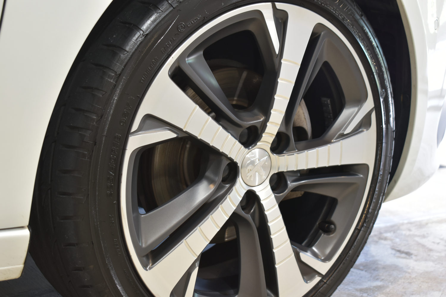 プジョーホイール-2