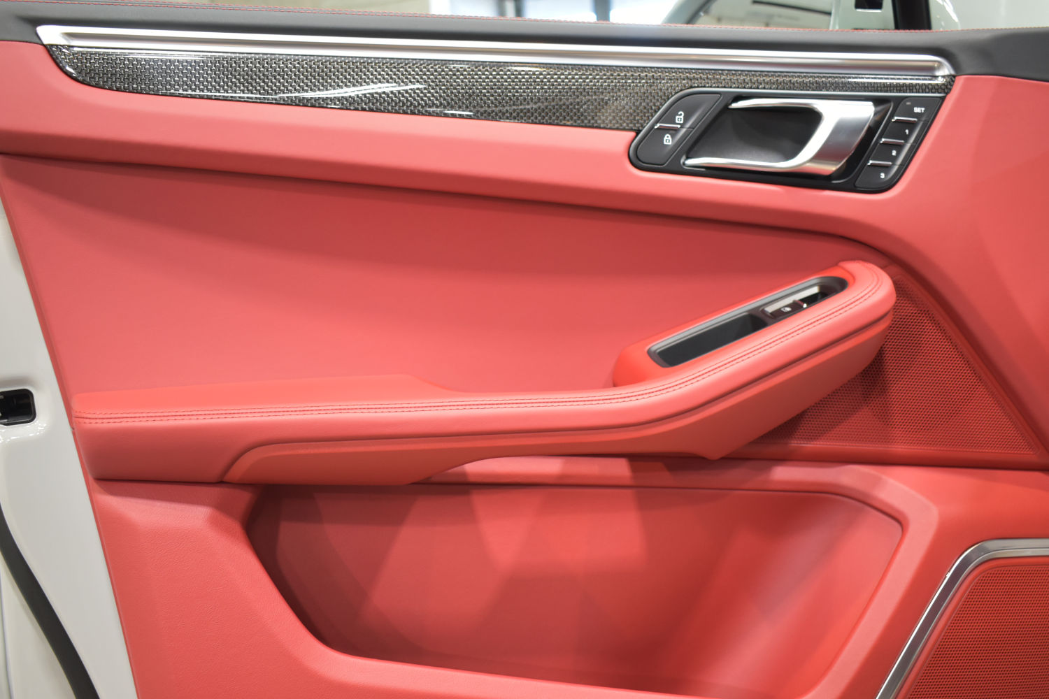 マカン-トリム-2