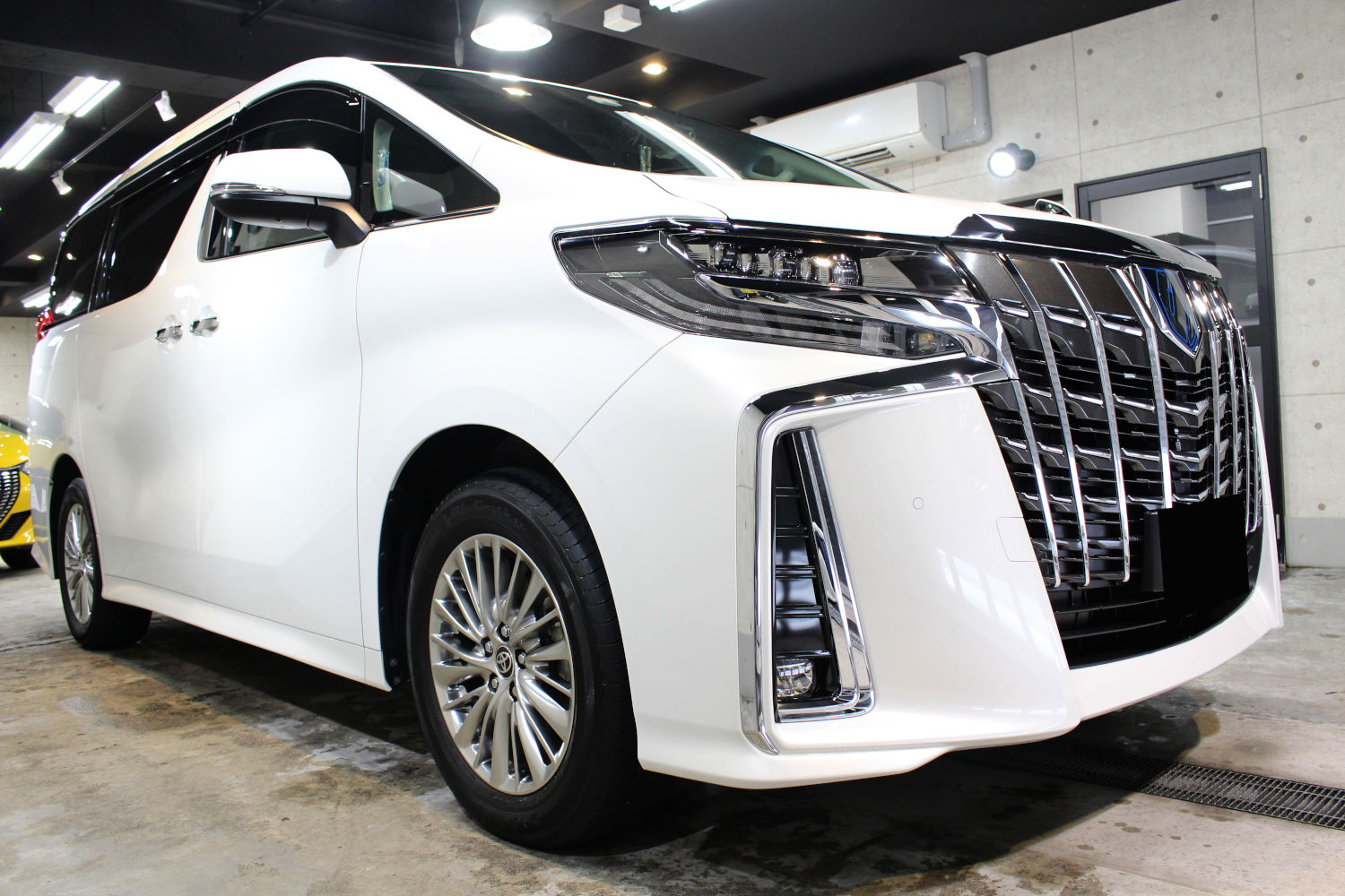 アルファード-1