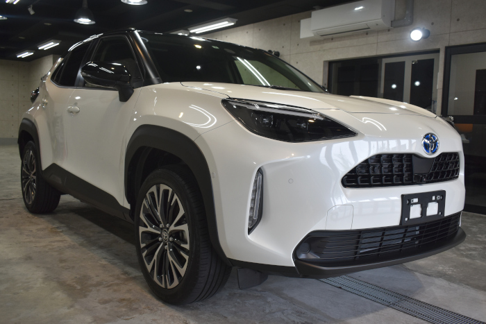 ヤリスクロス-1