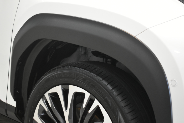 ヤリスクロス-3