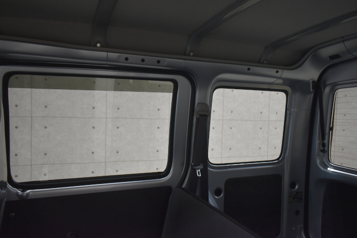 フィルム未施工ドア内-1