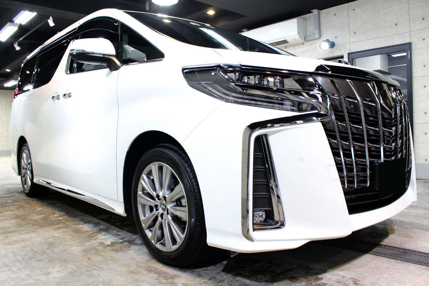 アルファード-1