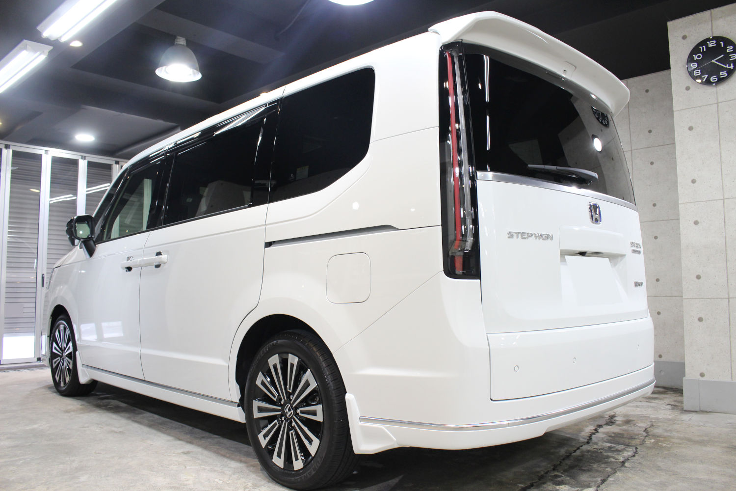 ステップワゴン-8