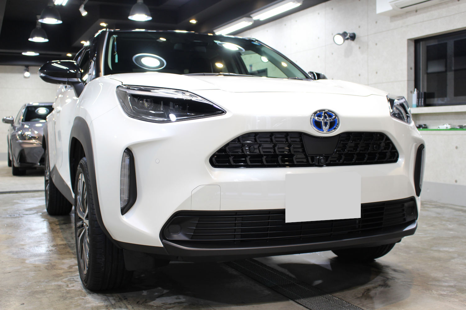 ヤリスクロス-2