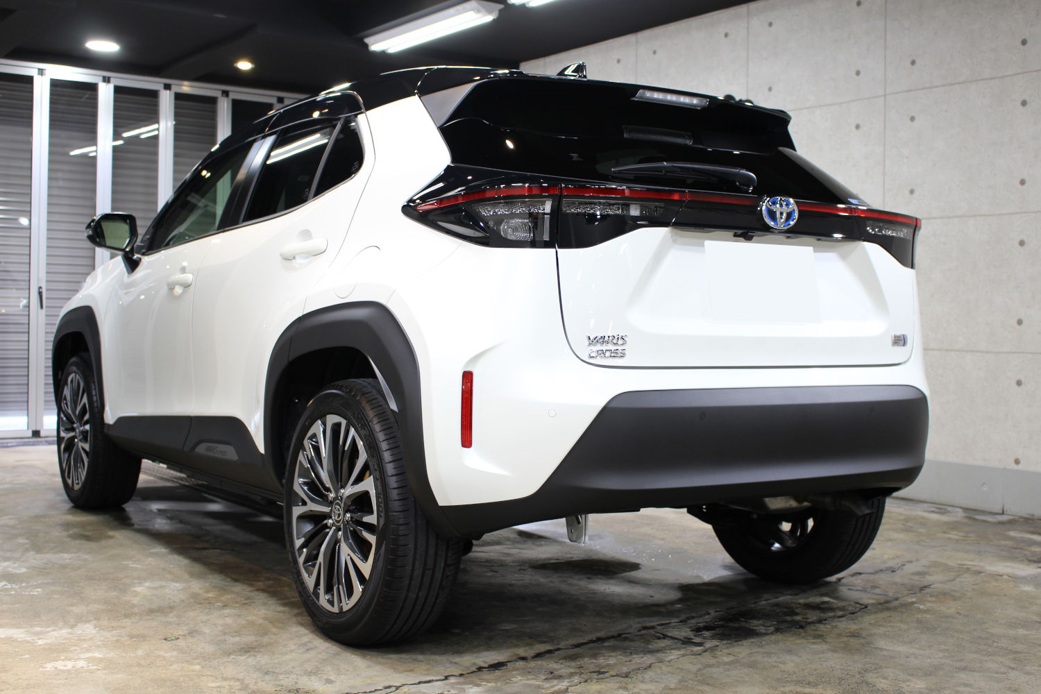 ヤリスクロス-9