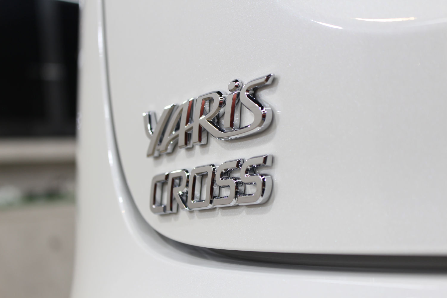 ヤリスクロス-10