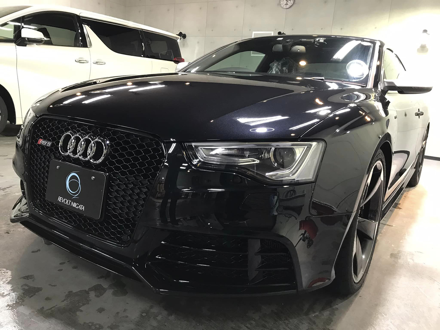 audirs5-16jpg.jpg