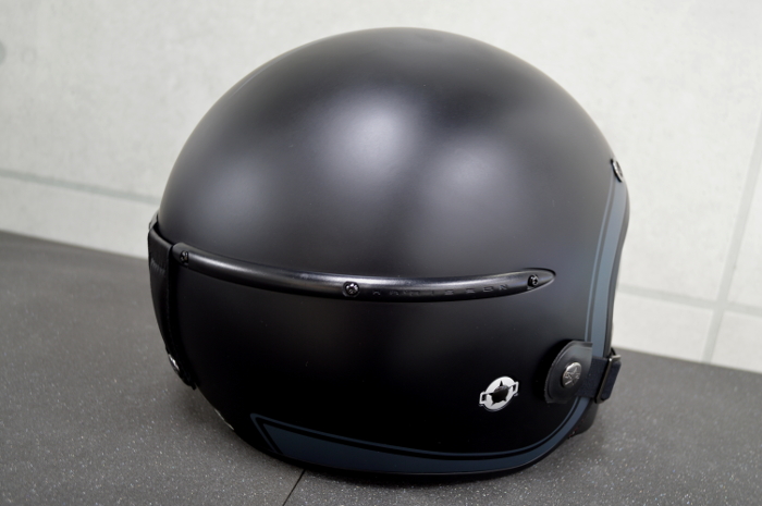 helmet07.jpg