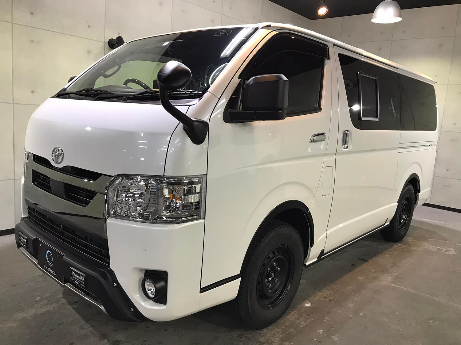 hiace10.jpg