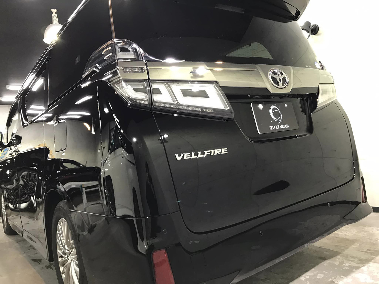 vellfire-5.jpg