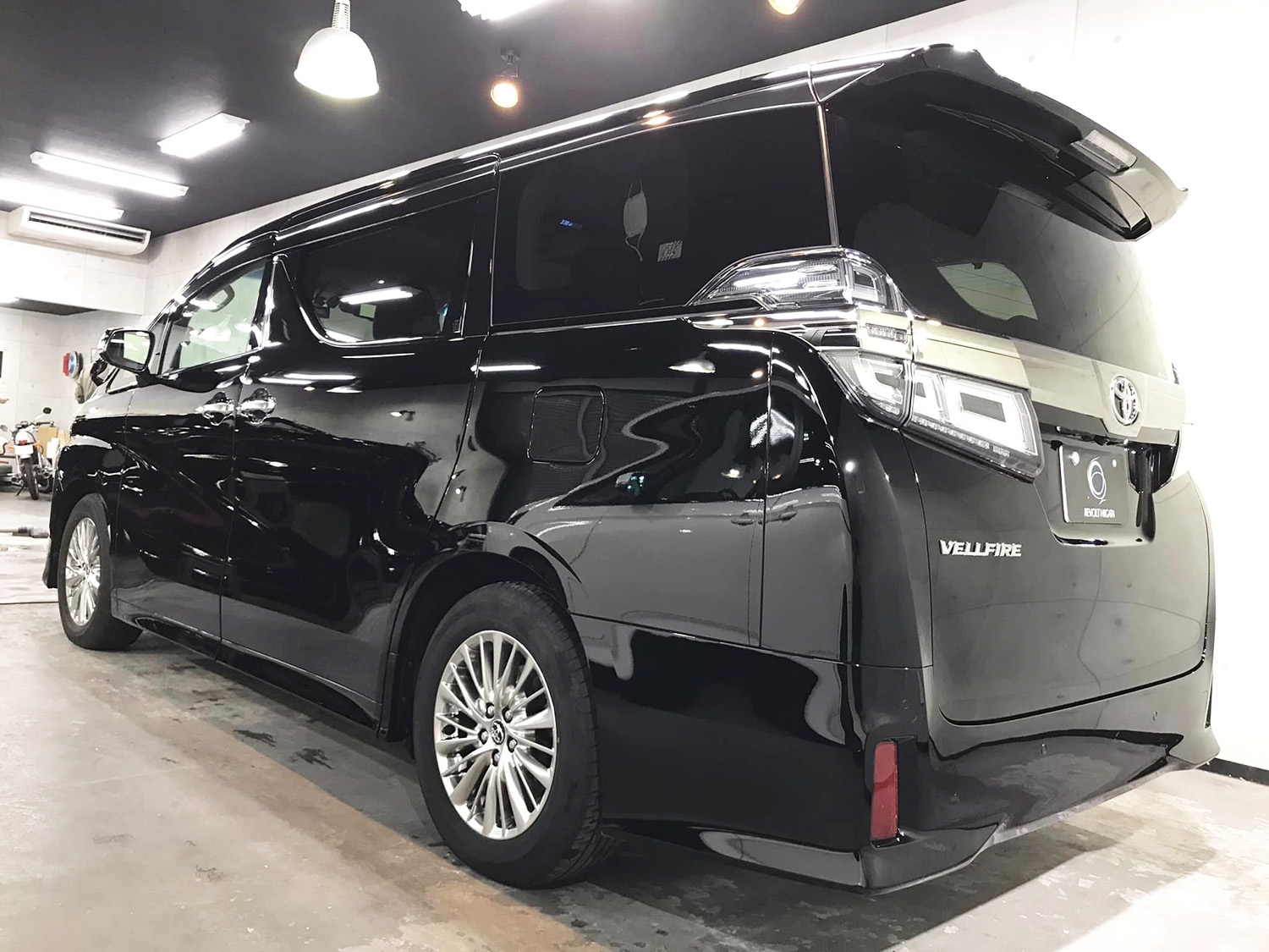 vellfire-6.jpg