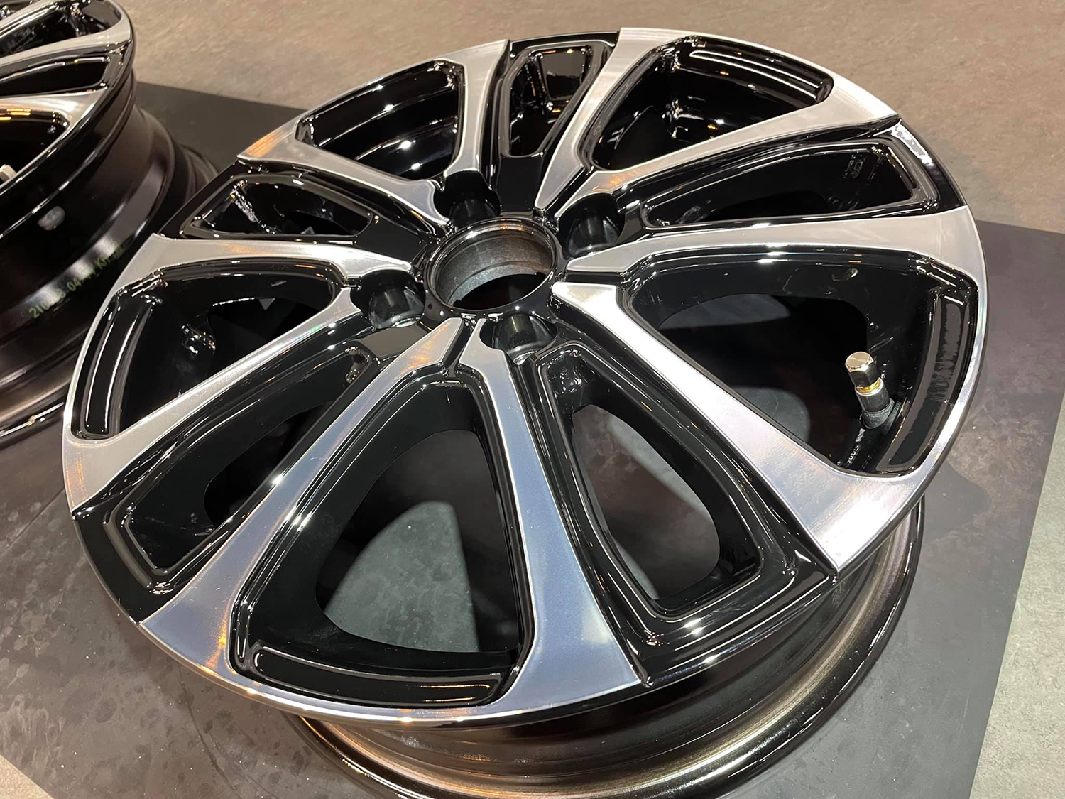 wheel-2.jpg