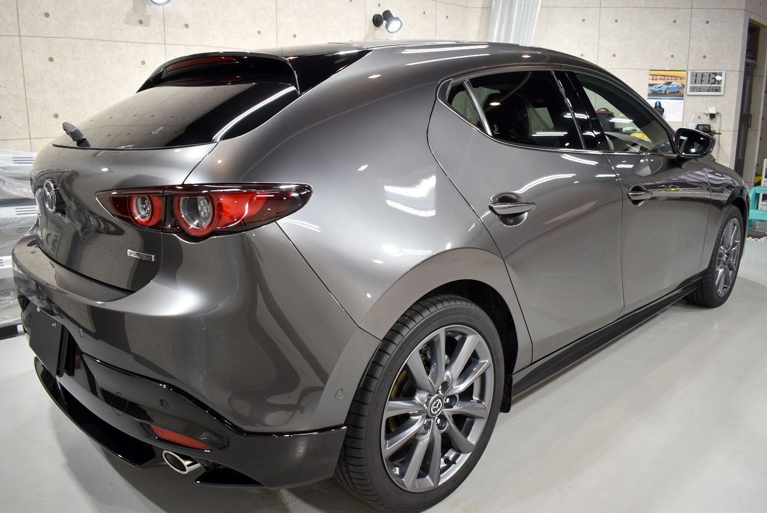 mazda3-8